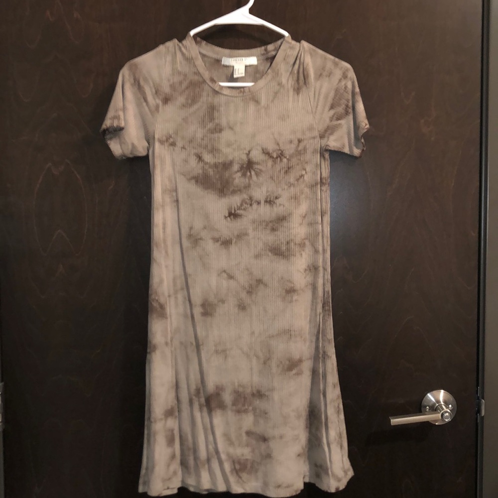 Brown dye dress